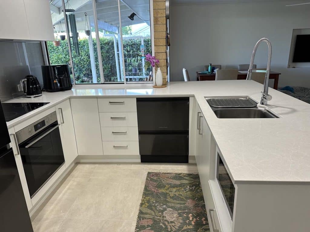 Pacific Paradise Kitchens - Sunshine Coast